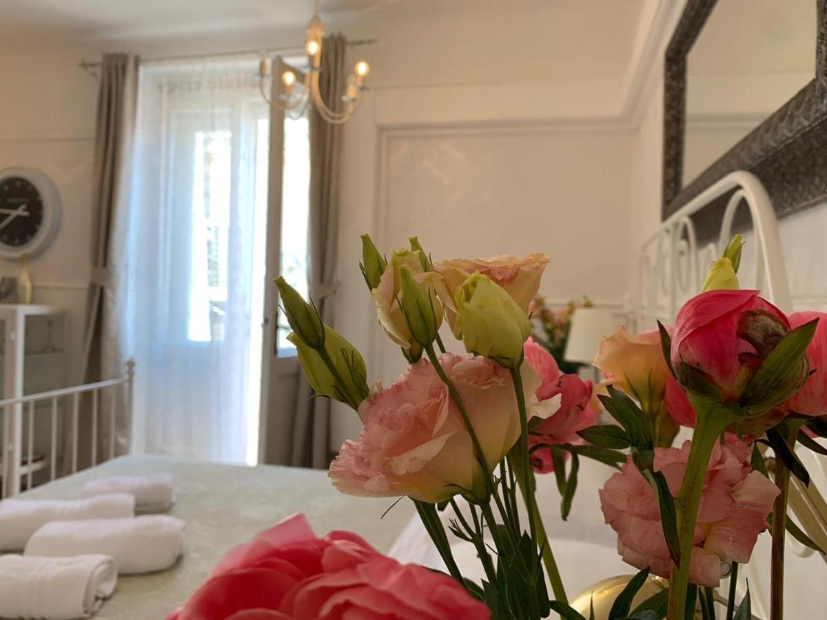 Mama'S And Papa'S Luxury Rooms สปลิท ภายนอก รูปภาพ