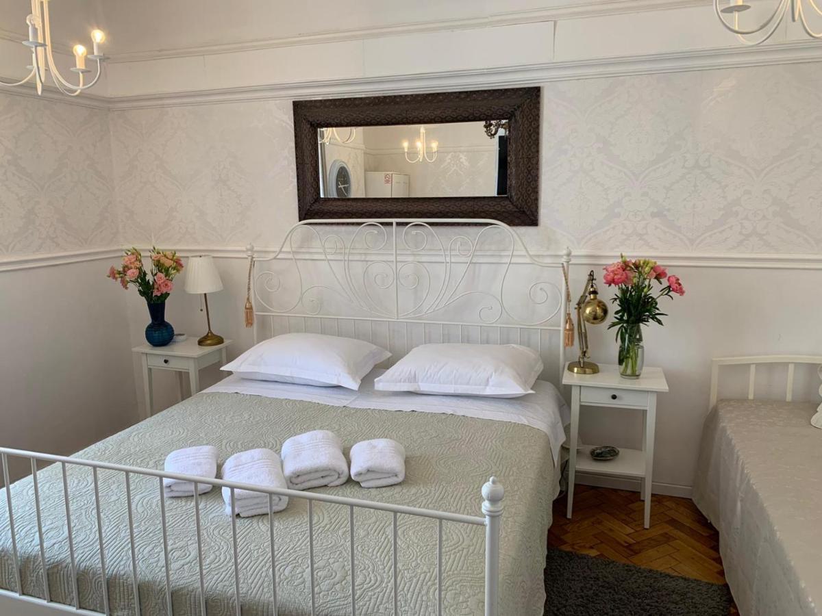 Mama'S And Papa'S Luxury Rooms สปลิท ภายนอก รูปภาพ