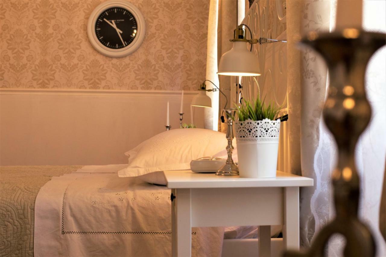 Mama'S And Papa'S Luxury Rooms สปลิท ภายนอก รูปภาพ